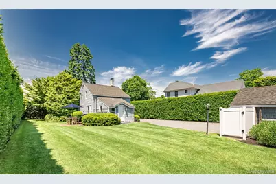 98 Powell Avenue, Southampton, NY 11968 - Photo 29