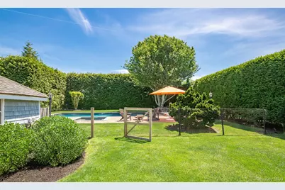 98 Powell Avenue, Southampton, NY 11968 - Photo 27