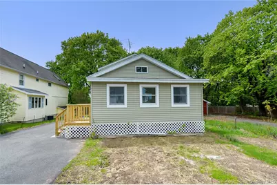 7 Pioneer Avenue, Suffern, NY 10901 - Photo 1