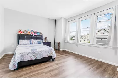 138-24 95th Avenue, Jamaica, NY 11435 - Photo 29
