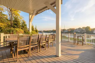 20 Penny Ln, Hampton Bays, NY 11946 - Photo 19