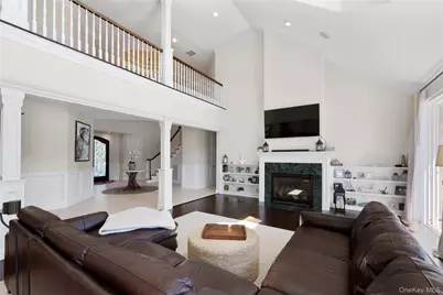 65 W Bayberry Road, Islip, NY 11751 - Photo 13