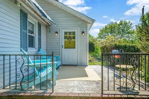 24 Locust Rd, Wading River, NY 11792 - Photo 7