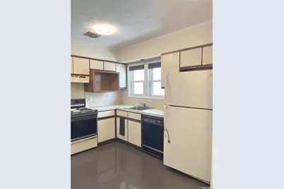 307 Magnolia Boulevard #Upper, Long Beach, NY 11561 - Photo 7