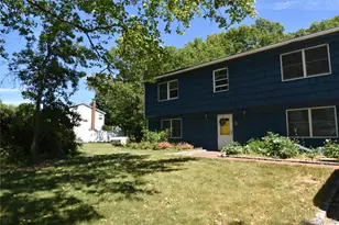 8 Long Meadow Pl, South Setauket, NY 11720 - Photo 3