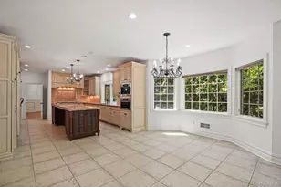 193 Saxon Woods Rd, Scarsdale, NY 10583 - Photo 19