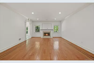 193 Saxon Woods Road, Scarsdale, NY 10583 - Photo 13