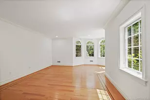 193 Saxon Woods Rd, Scarsdale, NY 10583 - Photo 7