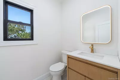 1700 Smith Drive S, Southold, NY 11971 - Photo 17