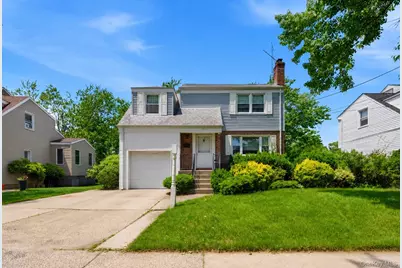 968 Glenwood Road, West Hempstead, NY 11552 - Photo 1