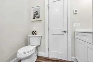 31 Jane Dr, North Babylon, NY 11703 - Photo 17