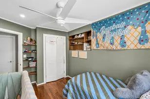 31 Jane Dr, North Babylon, NY 11703 - Photo 19