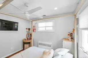 31 Jane Dr, North Babylon, NY 11703 - Photo 21