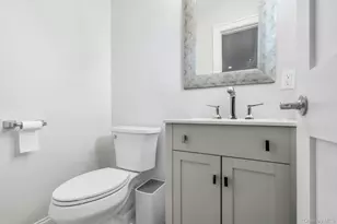 31 Jane Dr, North Babylon, NY 11703 - Photo 13