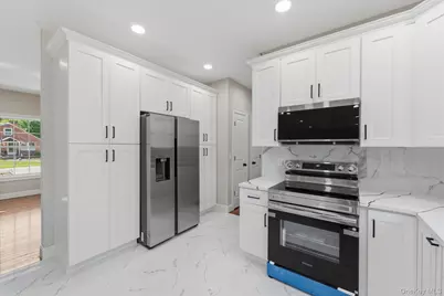 46 Washington Avenue S, Centereach, NY 11720 - Photo 29