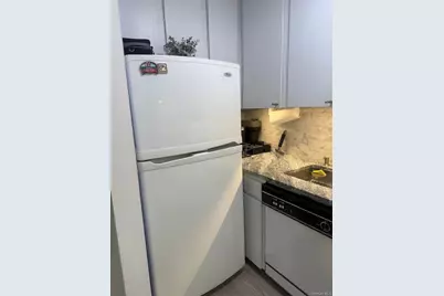 601 Chestnut Street #A-15, Cedarhurst, NY 11516 - Photo 17
