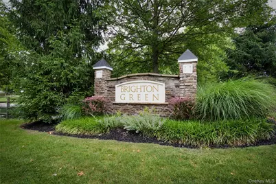 7 Bainbridge Place #404, Newburgh, NY 12550 - Photo 3