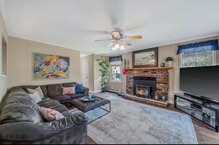 7 Resiak Ct, Holbrook, NY 11741 - Photo 9