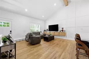 291 Locust Dr, Rocky Point, NY 11778 - Photo 5