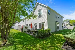 213 Windward Ct N, Port Jefferson, NY 11777 - Photo 31