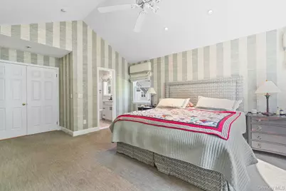 213 Windward Court N, Port Jefferson, NY 11777 - Photo 17