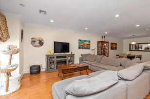 150 I U Willets Rd, Albertson, NY 11507 - Photo 3