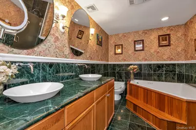 150 I U Willets Road, Albertson, NY 11507 - Photo 15
