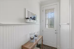 2 Mercedes Ct, Patchogue, NY 11772 - Photo 5