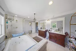 2 Mercedes Ct, Patchogue, NY 11772 - Photo 25