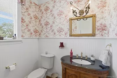 2 Mercedes Court, Patchogue, NY 11772 - Photo 31