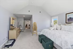 2 Mercedes Ct, Patchogue, NY 11772 - Photo 23