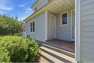 2 Mercedes Court, Patchogue, NY 11772 - Photo 43