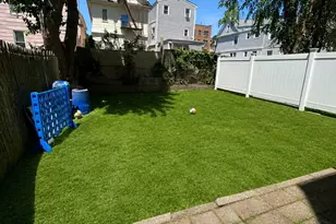 27 Loudoun St, Yonkers, NY 10705 - Photo 9