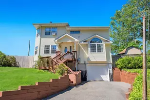 14 Cherry Rd, Rocky Point, NY 11778 - Photo 9