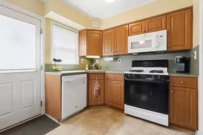 24616 86th Road, Bellerose, NY 11426 - Photo 5