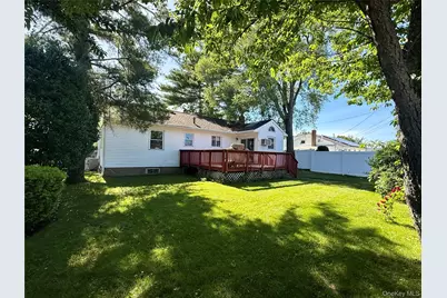 3 Terry Street, Hicksville, NY 11801 - Photo 3