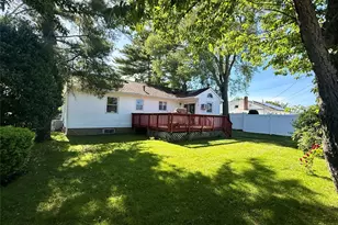 3 Terry St, Hicksville, NY 11801 - Photo 3