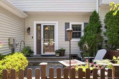 241 Catherine Street #241, Buchanan, NY 10511 - Photo 3