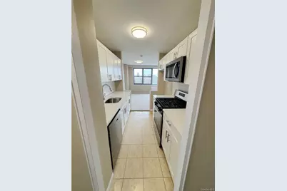 61-20 Grand Central Parkway #A1, Forest Hills, NY 11375 - Photo 11