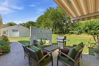 10 Pheasant Trail, Coram, NY 11727 - Photo 7
