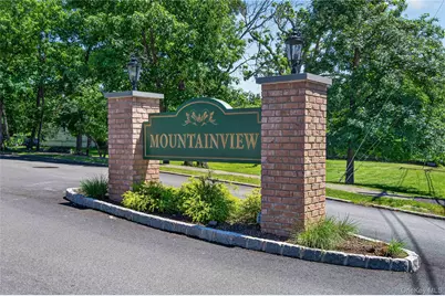425 Sierra Vista Lane, Valley Cottage, NY 10989 - Photo 1