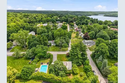 133 Westlake Drive, Valhalla, NY 10595 - Photo 7