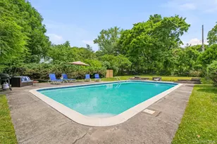 133 Westlake Dr, Valhalla, NY 10595 - Photo 35