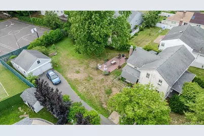 49 Hempstead Avenue, Malverne, NY 11565 - Photo 15