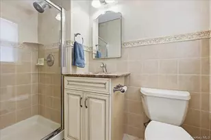 33 Pell Terrace, Garden City, NY 11530 - Photo 19