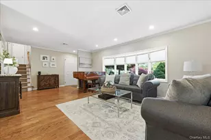 33 Pell Terrace, Garden City, NY 11530 - Photo 7