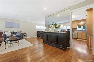 33 Pell Terrace, Garden City, NY 11530 - Photo 5