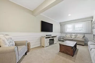 33 Pell Terrace, Garden City, NY 11530 - Photo 23
