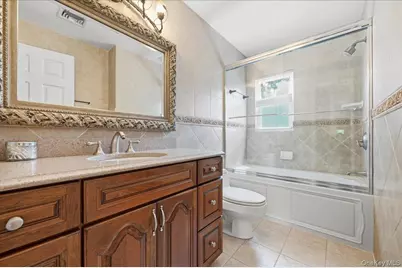 33 Pell Terrace, Garden City, NY 11530 - Photo 21