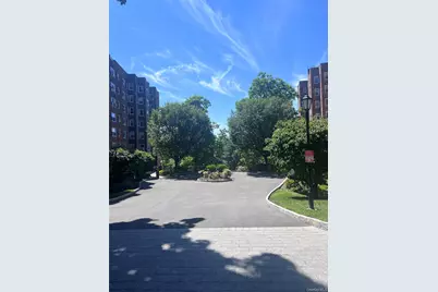280 Collins Avenue #5J, Mount Vernon, NY 10552 - Photo 1